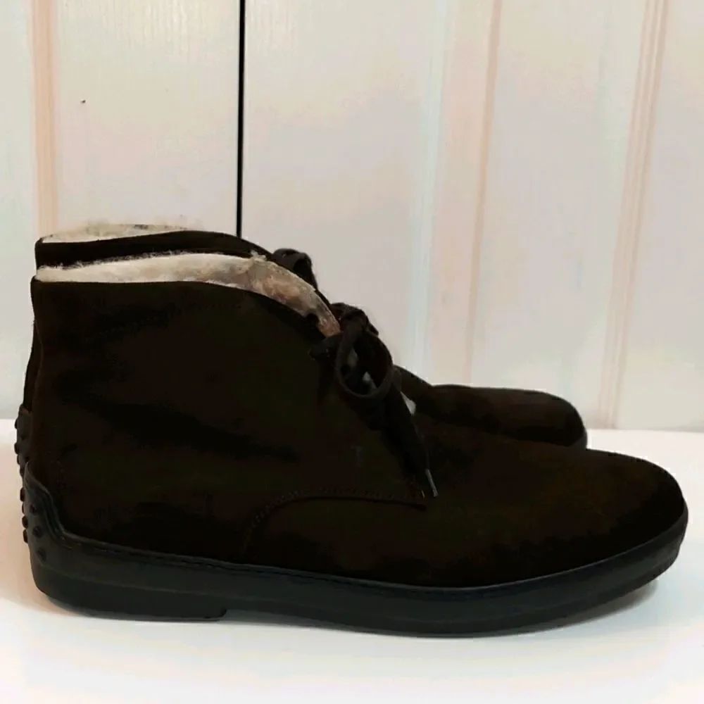 Tod's Shearling Lined Nubuck Chukka Boots 9.5